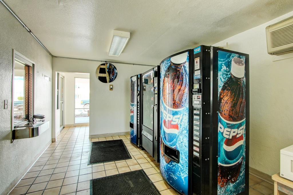 Motel 6-Denver, Co - Airport Екстер'єр фото