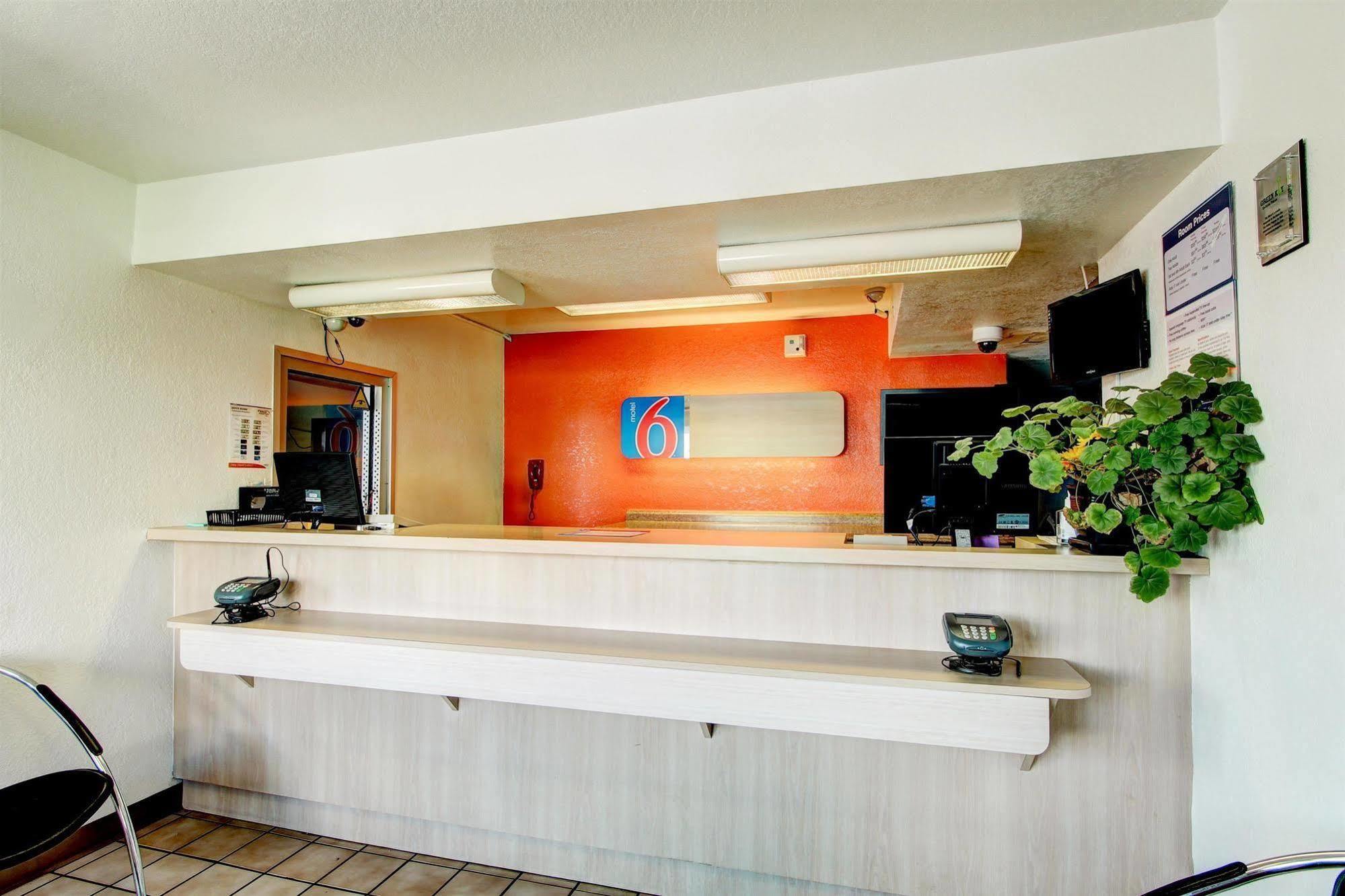 Motel 6-Denver, Co - Airport Екстер'єр фото