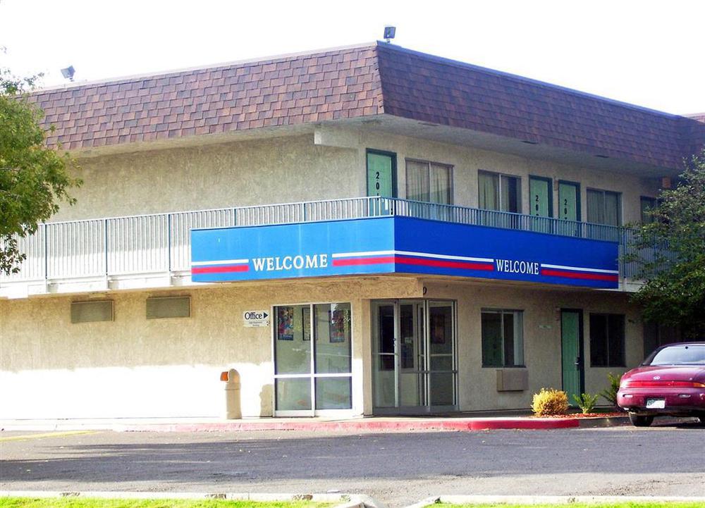 Motel 6-Denver, Co - Airport Екстер'єр фото