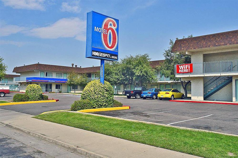 Motel 6-Denver, Co - Airport Екстер'єр фото