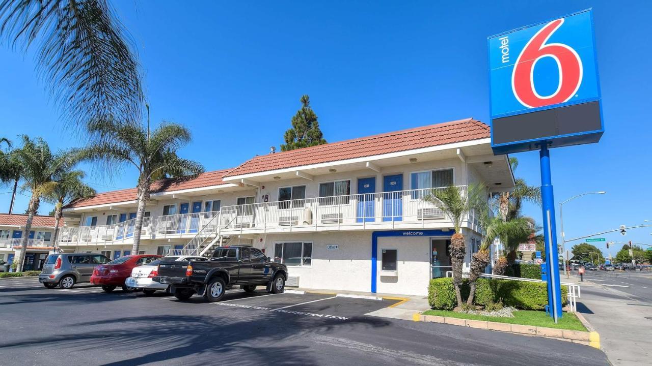 Motel 6-Denver, Co - Airport Екстер'єр фото